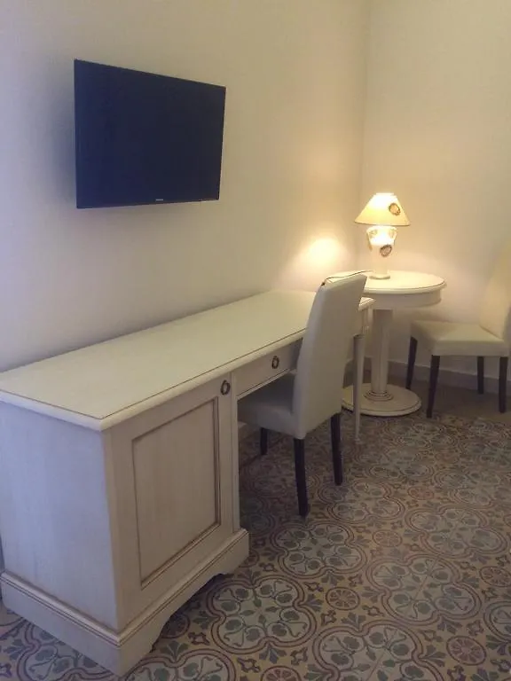 Гостевой дом Отель Alexander House Катания